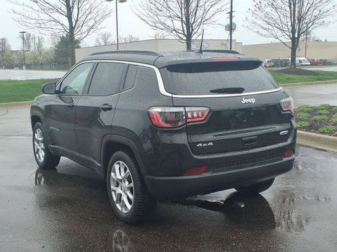 Certified 2024 Jeep Compass Latitude w/ Sun and Sound Group image 6