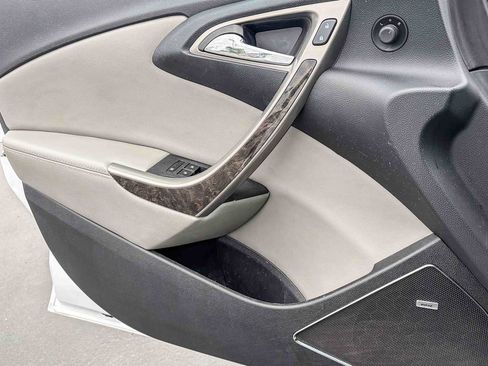 Used 2015 Buick Verano Convenience FWD image 19