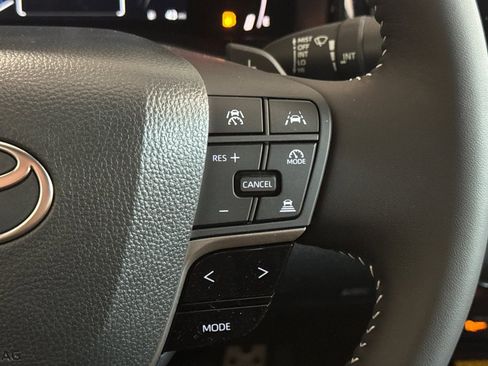 New 2026 Toyota Camry SE image 28