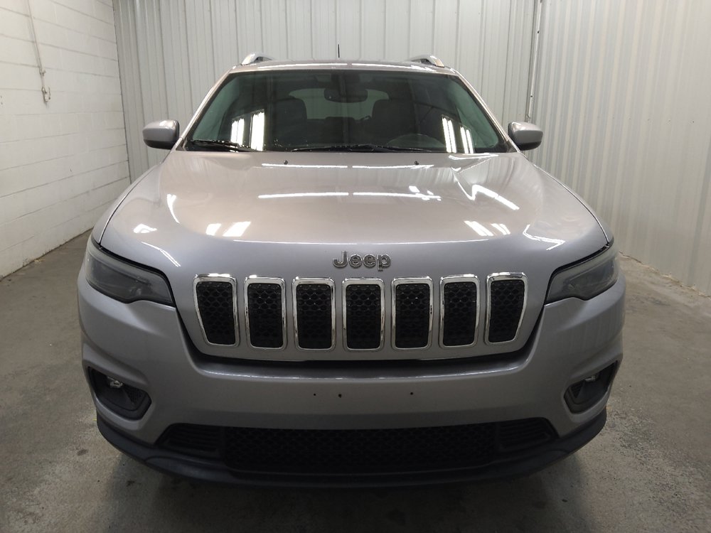 Used 2019 Jeep Cherokee Latitude Plus w/ Comfort/Convenience Group AWD/4WD image 14