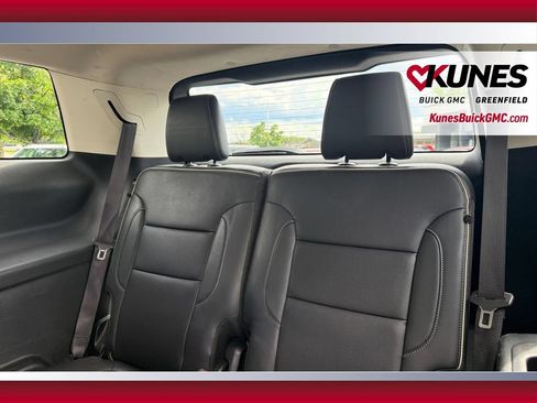 Used 2023 GMC Acadia Denali FWD image 34