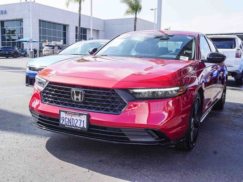 Used 2023 Honda Accord Sport image 4