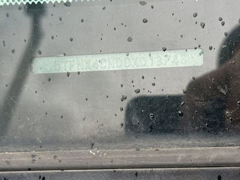 Used 2012 Toyota Tacoma Base image 3