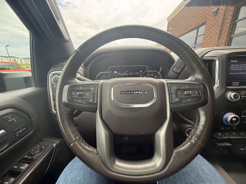 Used 2023 GMC Sierra 2500 Denali w/ Denali Ultimate Package AWD/4WD image 10