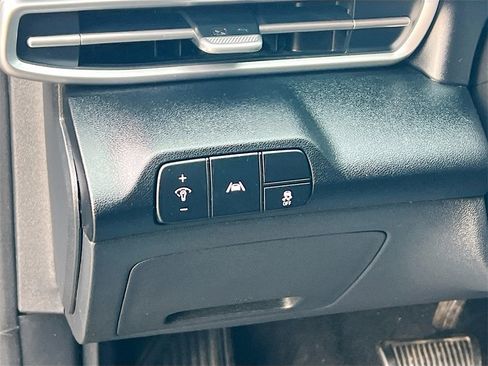 Used 2021 Hyundai Elantra SEL w/ Convenience Package image 8