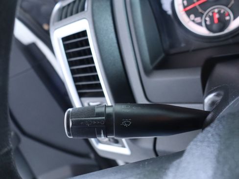 Used 2016 RAM 1500 Classic SLT image 23