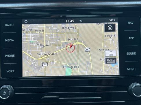 Used 2020 Volkswagen Passat 2.0T SEL image 21