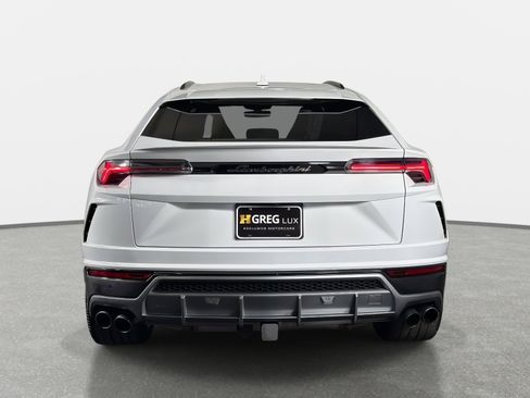 Used 2019 Lamborghini Urus Base image 4
