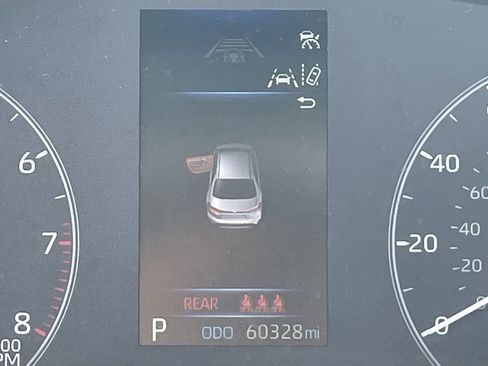 Used 2024 Toyota Corolla LE image 6