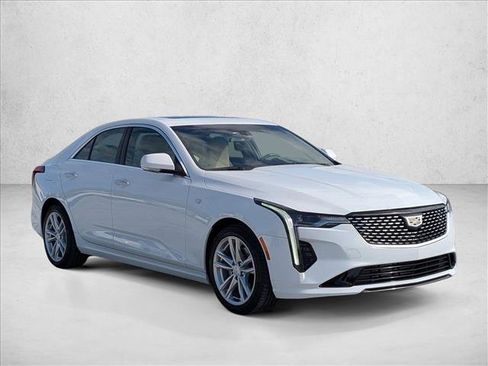 Used 2021 Cadillac CT4 Luxury w/ Sun And Sound Package RWD image 3
