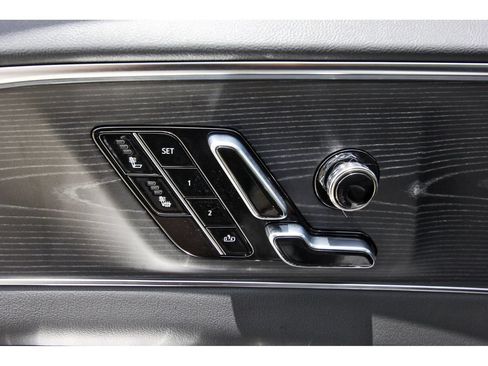 New 2026 Cadillac Lyriq Luxury AWD/4WD image 22