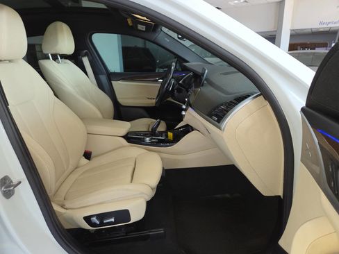 Used 2021 BMW X4 xDrive30i AWD/4WD image 32