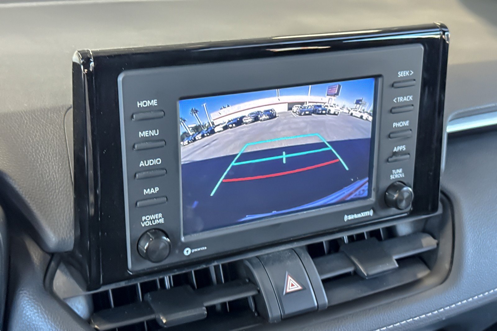 Certified 2022 Toyota RAV4 LE AWD/4WD image 18