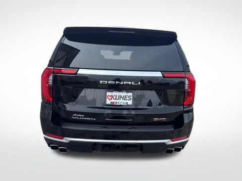 Used 2025 GMC Yukon Denali AWD/4WD image 10