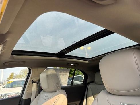 Used 2023 Cadillac XT4 Premium Luxury w/ Technology Package FWD image 15