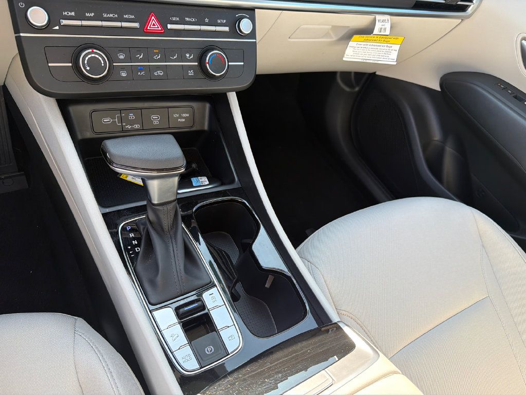 Certified 2026 Hyundai Tucson SE FWD image 32