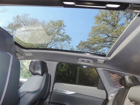 New 2026 Cadillac Optiq Sport 1 image 10