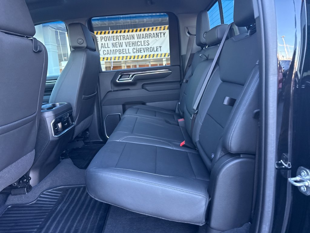Used 2024 Chevrolet Silverado 2500 LTZ w/ LTZ Convenience Package AWD/4WD image 32