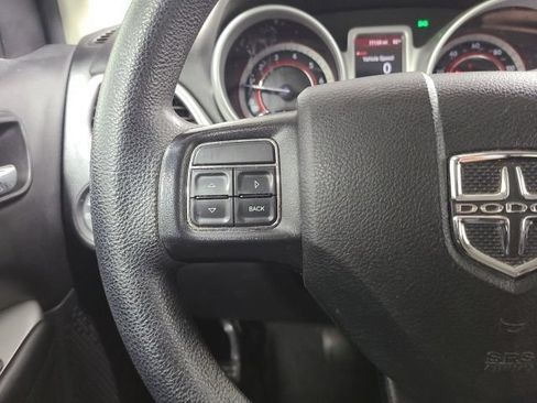 Used 2020 Dodge Journey SE FWD image 22