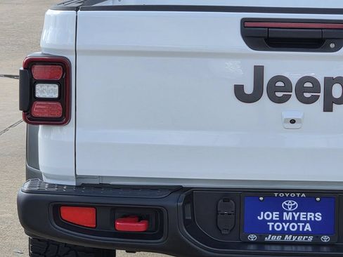 Used 2026 Jeep Gladiator Rubicon AWD/4WD image 10