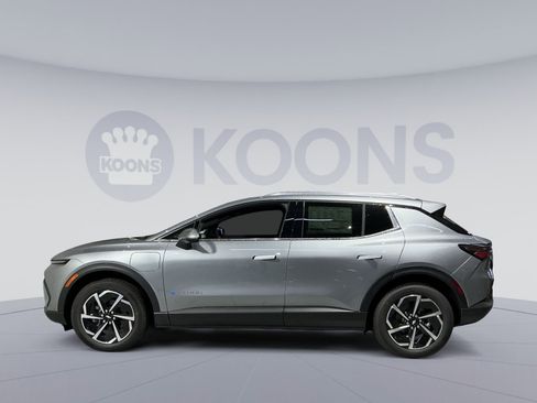 New 2026 Chevrolet Equinox EV LT image 13