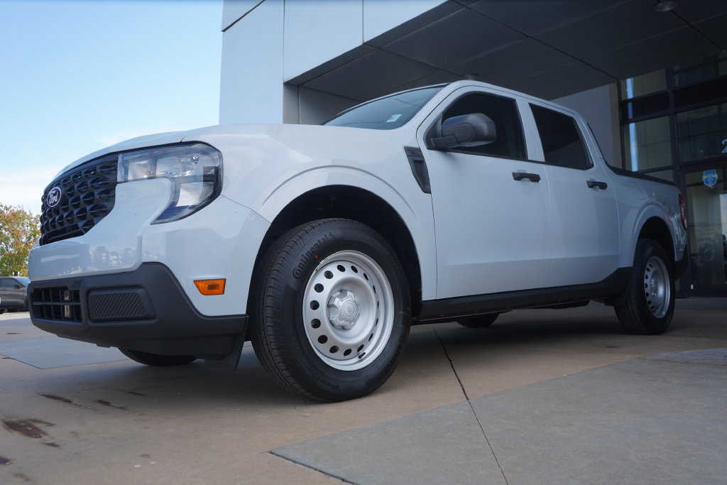New 2026 Ford Maverick XL w/ Equipment Group 101A AWD/4WD image 5