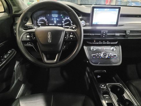 Used 2022 Lincoln Corsair AWD w/ Equipment Group 101A image 22