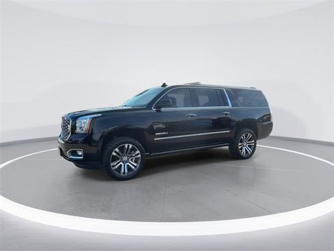 Used 2018 GMC Yukon XL Denali w/ Denali Ultimate Package image 4