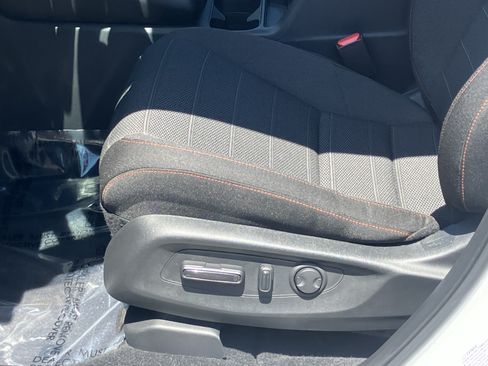 Used 2026 Honda CR-V Sport image 16