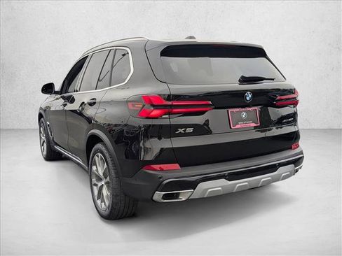 Used 2026 BMW X5 xDrive40i image 8