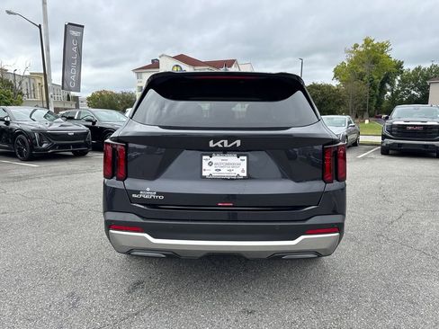New 2026 Kia Sorento S w/ S Panoramic Sunroof Package FWD image 4