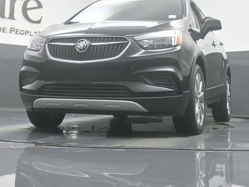 Used 2020 Buick Encore Preferred w/ Safety Package FWD image 55