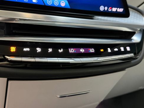 Certified 2024 Cadillac Lyriq Luxury RWD image 17
