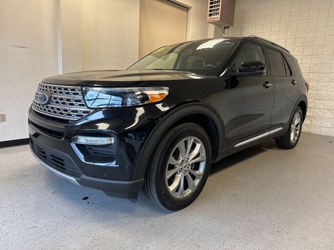 Used 2020 Ford Explorer Limited AWD/4WD image 32