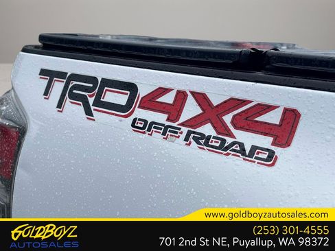 Used 2020 Toyota Tacoma TRD Off-Road image 22