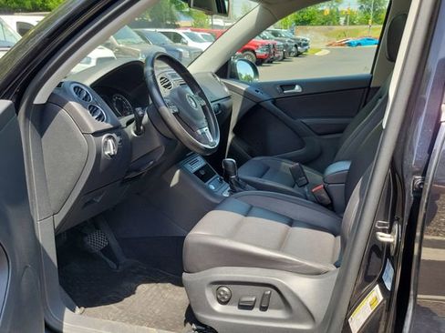 Used 2016 Volkswagen Tiguan SE AWD/4WD image 9
