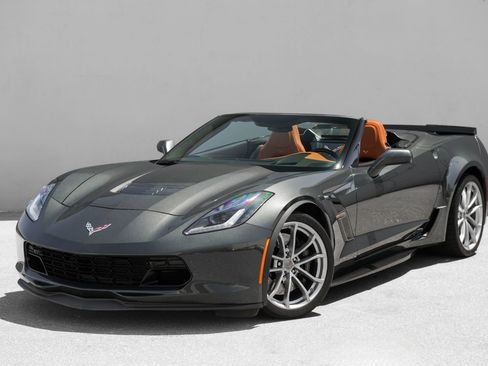 Used 2019 Chevrolet Corvette Grand Sport RWD image 7