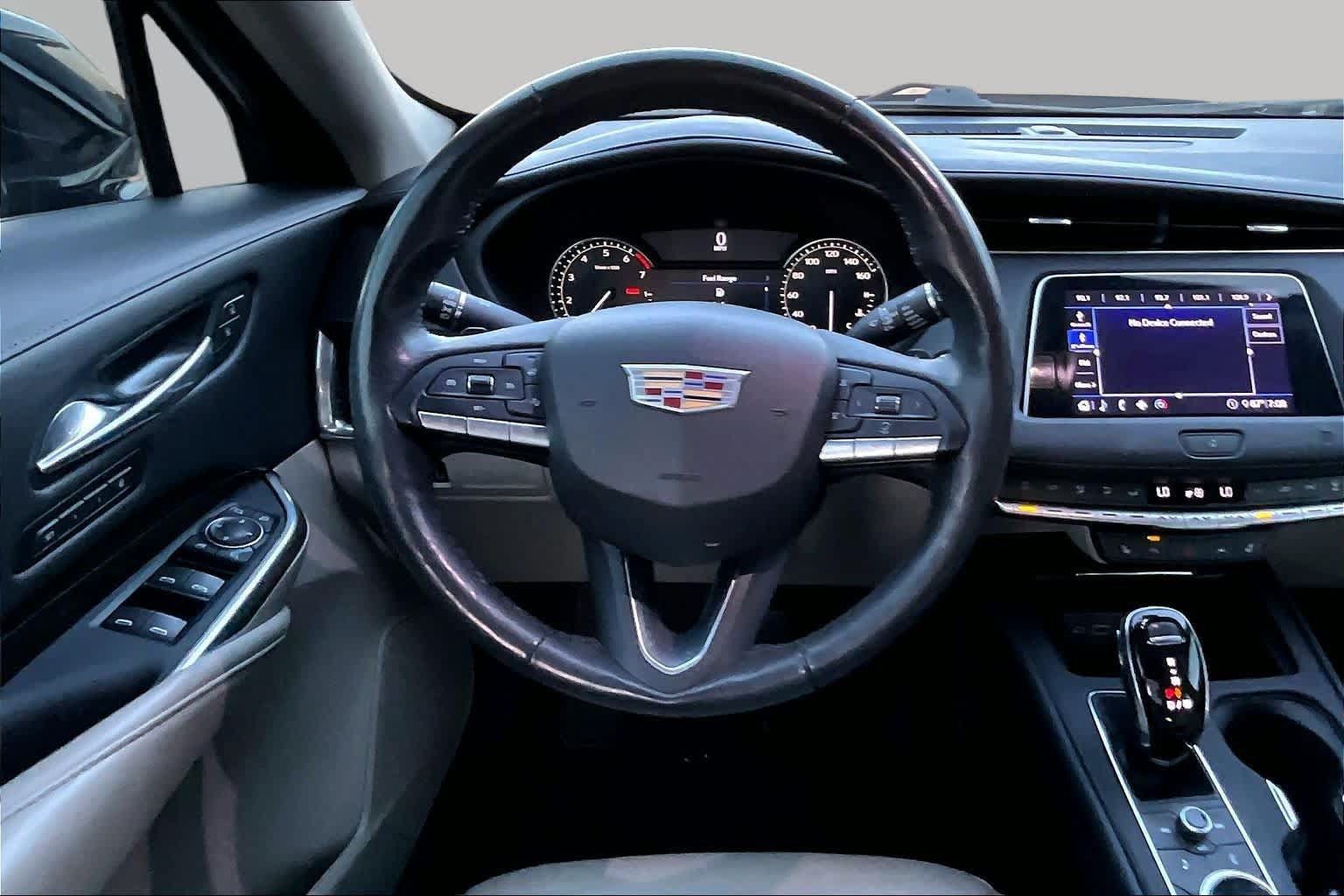 Used 2020 Cadillac XT4 Premium Luxury w/ Cold Weather Package FWD image 6
