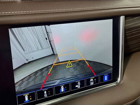 Certified 2022 GMC Yukon Denali AWD/4WD image 14