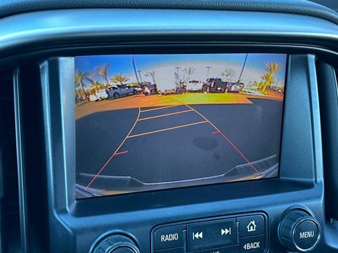 Used 2015 Chevrolet Colorado Z71 image 24