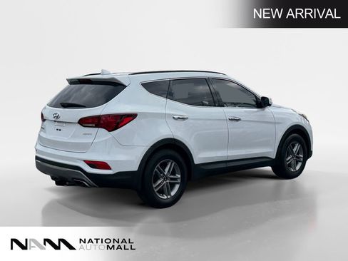 Used 2018 Hyundai Santa Fe Sport w/ 2.4L Tech Package 04 FWD image 5