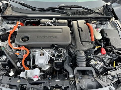 Used 2025 Honda Civic Sport image 25