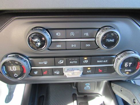 New 2025 Ford Bronco Badlands AWD/4WD image 22