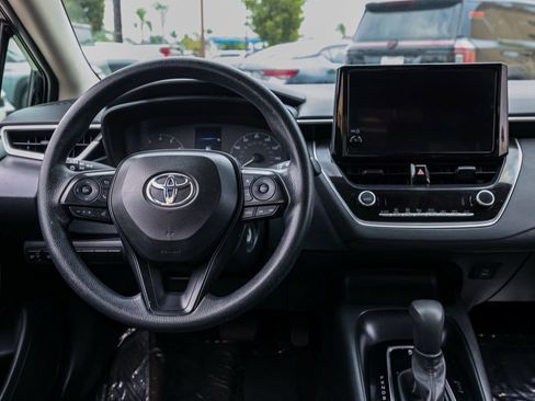 Used 2024 Toyota Corolla LE image 21
