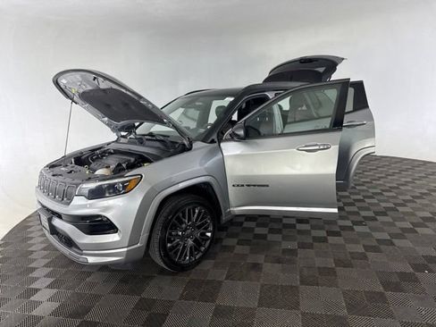 Used 2022 Jeep Compass High Altitude AWD/4WD image 10