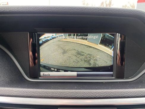 Used 2013 Mercedes-Benz E 550 4MATIC Sedan image 13