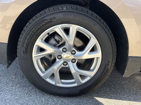 Used 2019 Chevrolet Equinox Premier image 33