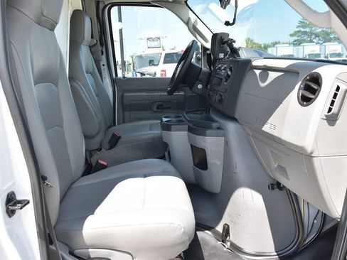 Used 2023 Ford E-350 and Econoline 350 Super Duty w/ Power Windows & Locks Group RWD image 10