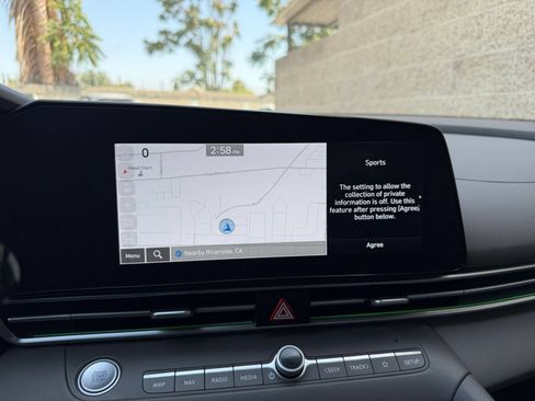 Used 2025 Hyundai Elantra SEL FWD image 20