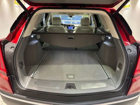 Used 2025 Cadillac XT5 Premium Luxury w/ Technology Package image 23